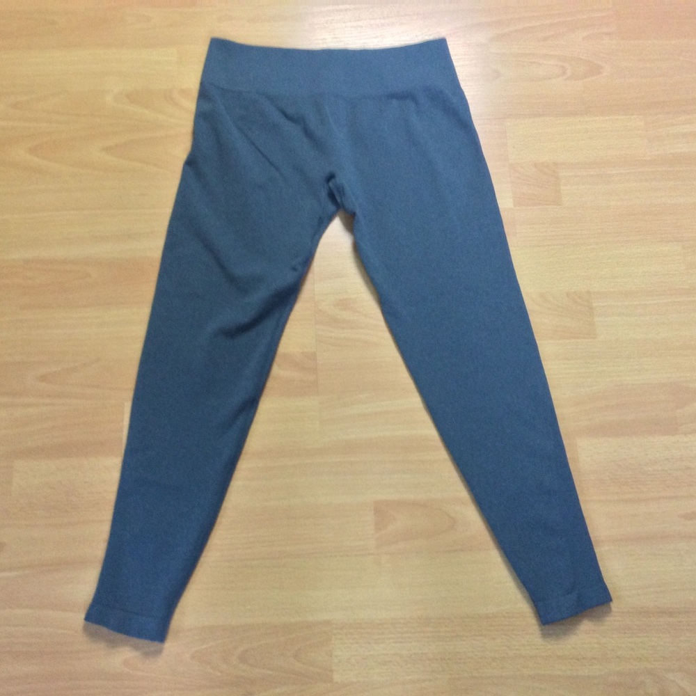 Teal Gray Buff Bunny XL (fits Med) Leggings Cropped Lower rise